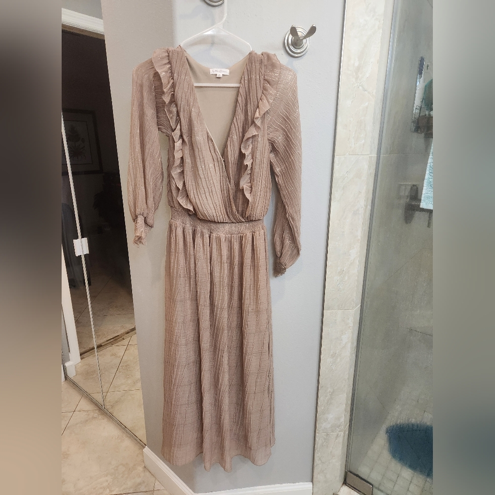 Size small beautiful comfortable dress